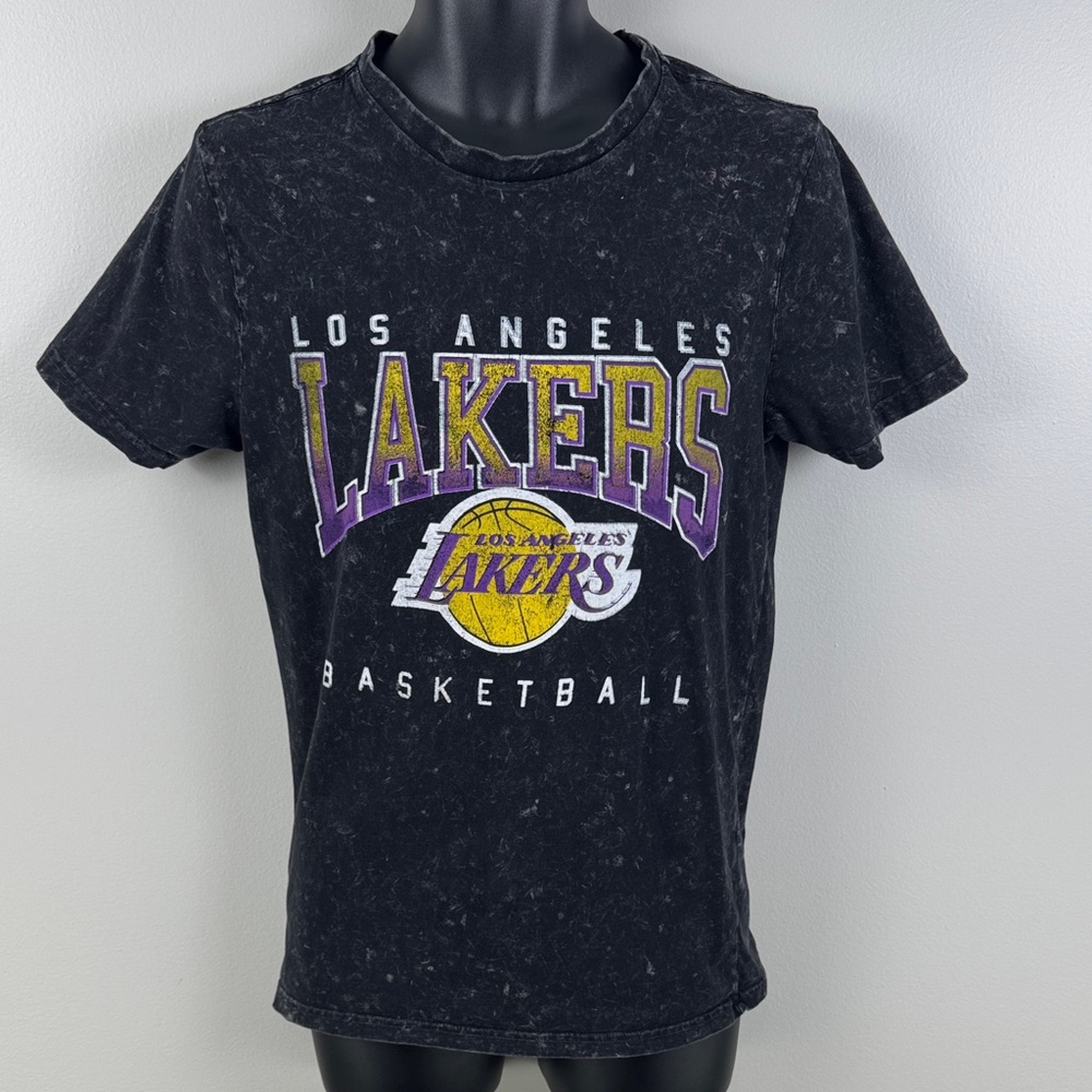 Los Angeles Lakers NBA Graphic Tee - S